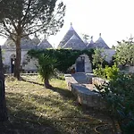 Trullo La Canonica Villa *